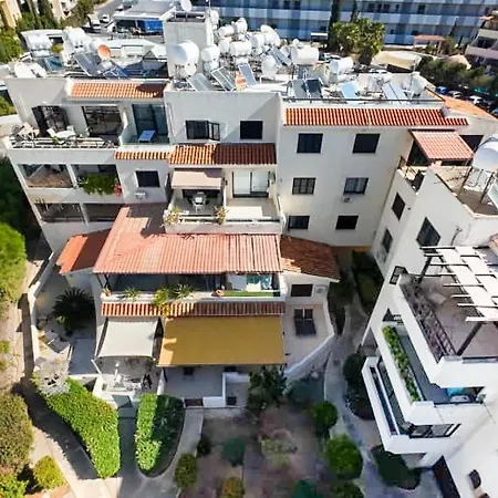 Byzantium Breeze 2b, Pool, Center * Paphos