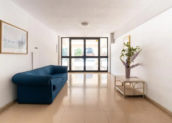 Byzantium Breeze 2b, Pool, Center * パ フォス