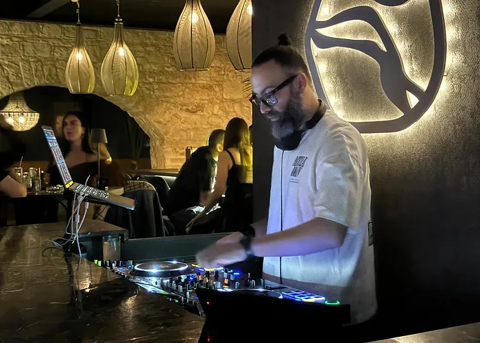 アパート Byzantium Breeze 2b, Pool, Center