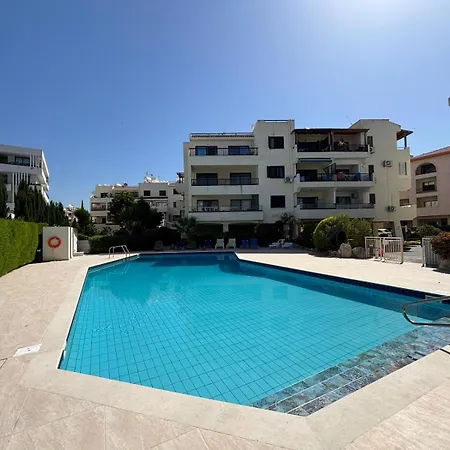Byzantium Breeze 2b, Pool, Center Paphos