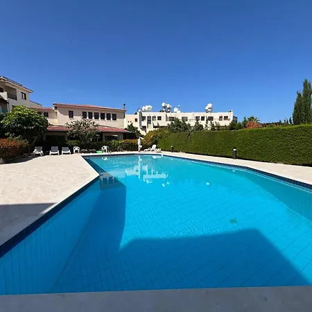 Byzantium Breeze 2b, Pool, Center Paphos