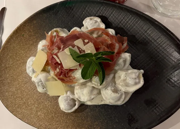 Byzantium Breeze 2b, Pool, Center * Paphos