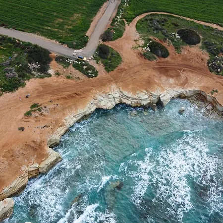 Byzantium Breeze 2b, Pool, Center *