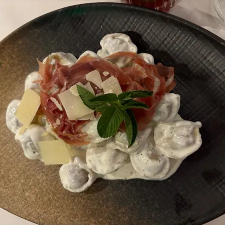 Byzantium Breeze 2b, Pool, Center * Πάφος