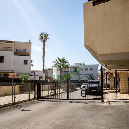 아파트 Byzantium Breeze 2b, Pool, Center