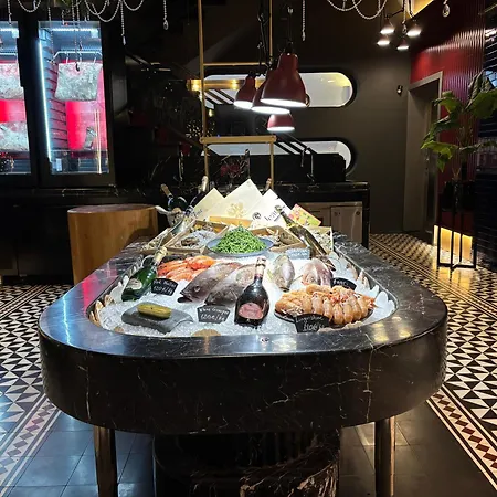 아파트 Byzantium Breeze 2b, Pool, Center 파포스